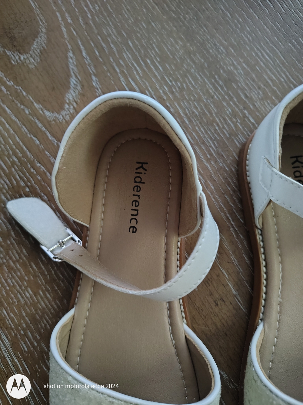 Girls' Glitter Sandals in White New - Picture 4 of 8